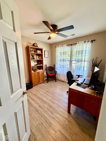 1594 N Cowlitz Trail, Greensburg, IN 47240