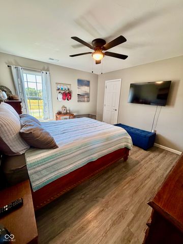 1594 N Cowlitz Trail, Greensburg, IN 47240