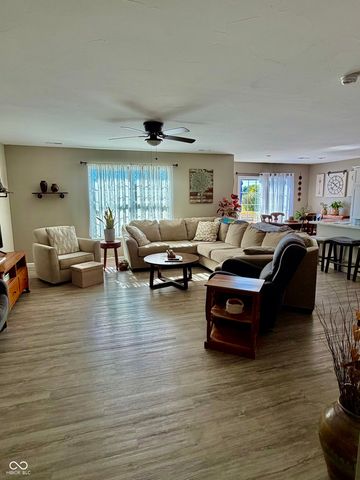 1594 N Cowlitz Trail, Greensburg, IN 47240