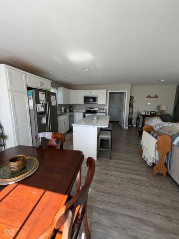 1594 N Cowlitz Trail, Greensburg, IN 47240