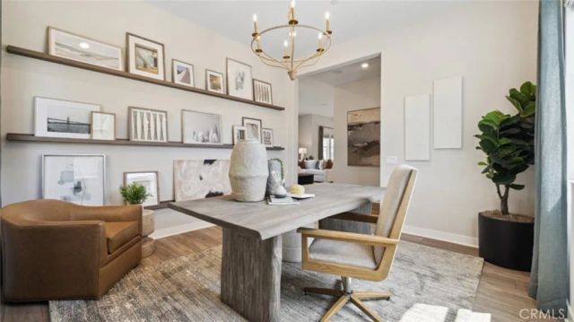 24503 Villa La Sombrilla, Valencia, CA 91354