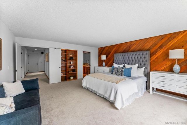 315 Colima Court, La Jolla, CA 92037