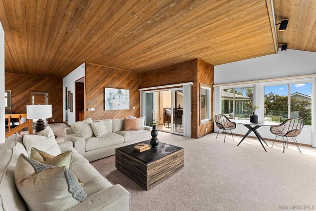 315 Colima Court, La Jolla, CA 92037