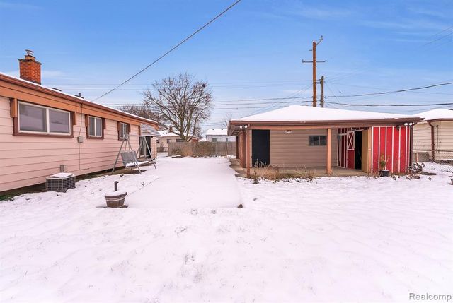 32658 Kathryn Street, Garden City, MI 48135