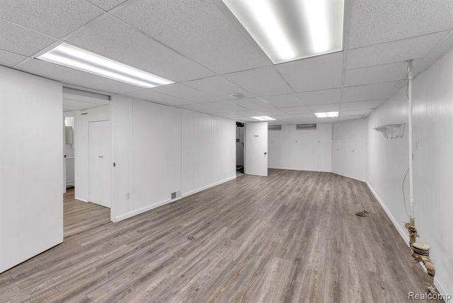 32658 Kathryn Street, Garden City, MI 48135