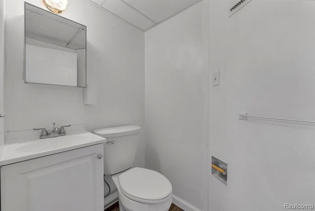 32658 Kathryn Street, Garden City, MI 48135