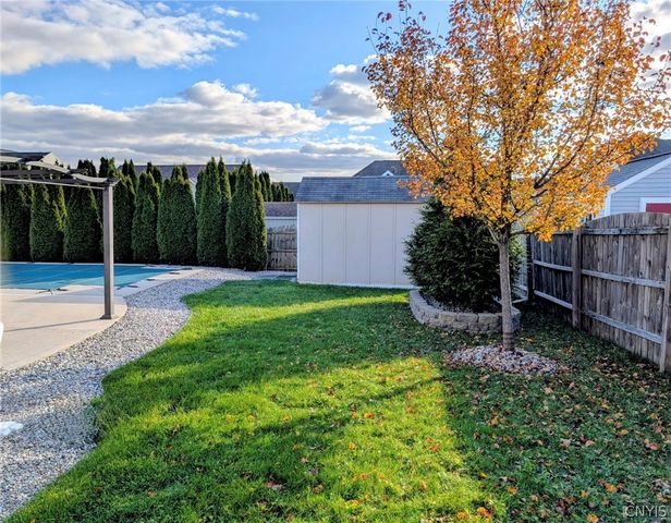 5496 Tobin Path, Clay, NY 13041