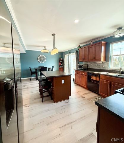 5496 Tobin Path, Clay, NY 13041