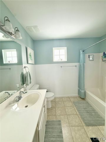 5496 Tobin Path, Clay, NY 13041