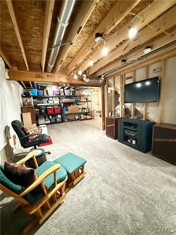 5496 Tobin Path, Clay, NY 13041