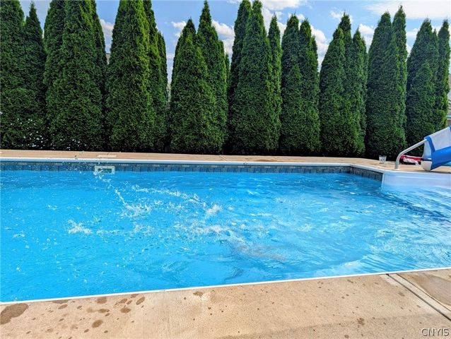 5496 Tobin Path, Clay, NY 13041