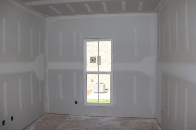 730 Southern Pine Trl, Clarksville, TN 37043