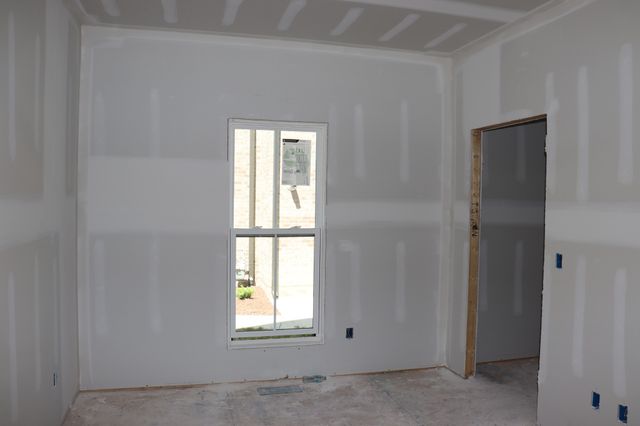 730 Southern Pine Trl, Clarksville, TN 37043