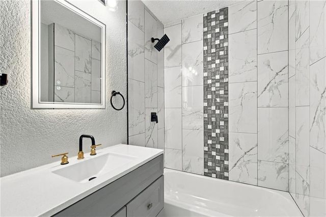15023 E Truman Road, Independence, MO 64050