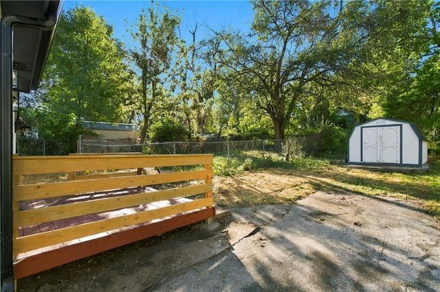 15023 E Truman Road, Independence, MO 64050