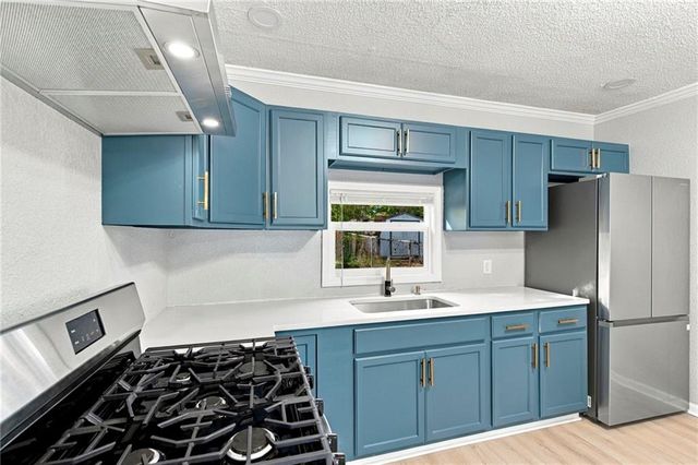 15023 E Truman Road, Independence, MO 64050