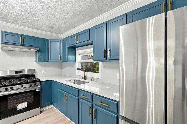 15023 E Truman Road, Independence, MO 64050