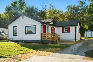 15023 E Truman Road, Independence, MO 64050