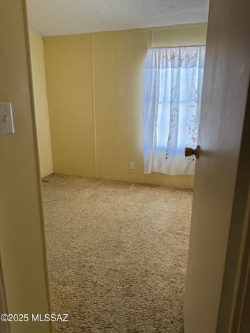 4530 W Jericho Drive, Willcox, AZ 85643