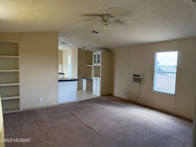 4530 W Jericho Drive, Willcox, AZ 85643
