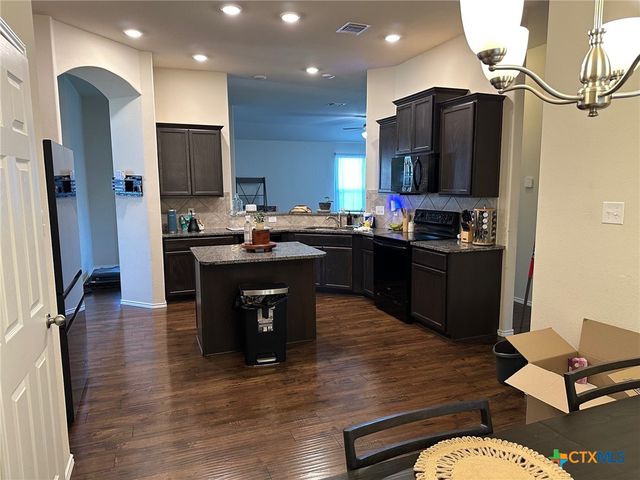 215 Danielle Drive, Killeen, TX 76542