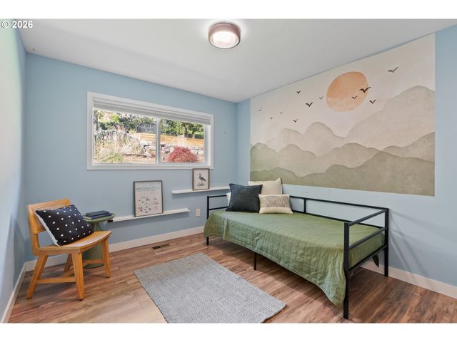 10951 Se VALLEY VIEW Ter, Happy Valley, OR 97086