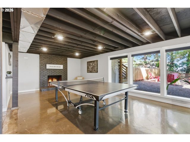 10951 Se VALLEY VIEW Ter, Happy Valley, OR 97086