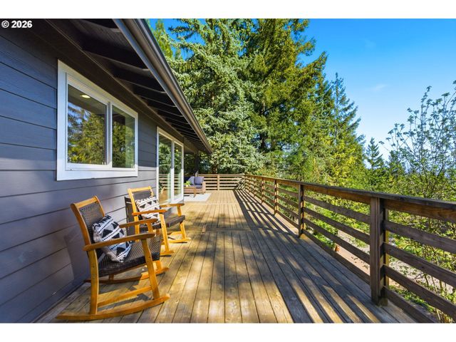 10951 Se VALLEY VIEW Ter, Happy Valley, OR 97086