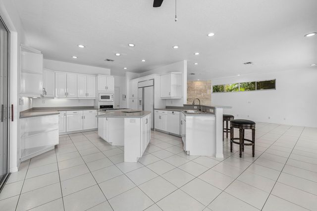 807 Coventry Street, Boca Raton, FL 33487