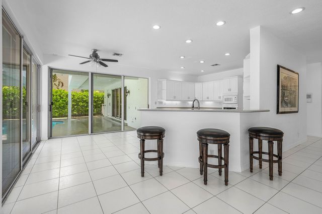 807 Coventry Street, Boca Raton, FL 33487