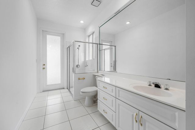 807 Coventry Street, Boca Raton, FL 33487