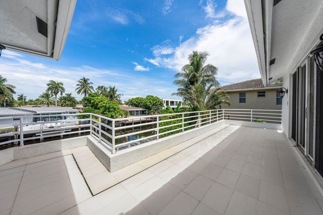 807 Coventry Street, Boca Raton, FL 33487