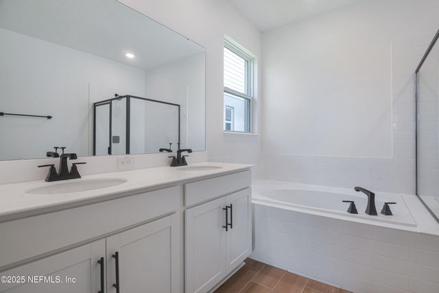 306 ALEXANDRITE Street, Deland, FL 32720