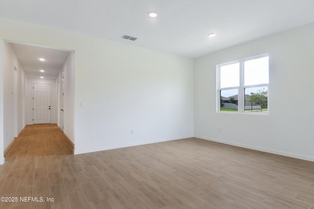 306 ALEXANDRITE Street, Deland, FL 32720