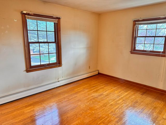 5712 Littlehorn DR, Roanoke, VA 24018