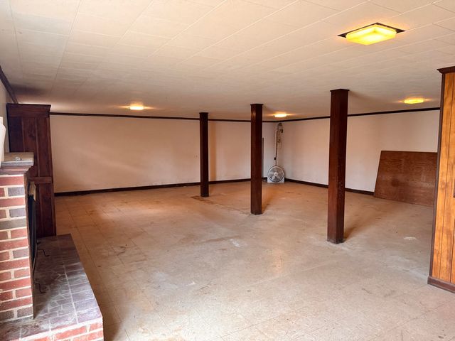 5712 Littlehorn DR, Roanoke, VA 24018