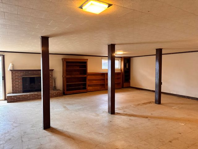 5712 Littlehorn DR, Roanoke, VA 24018