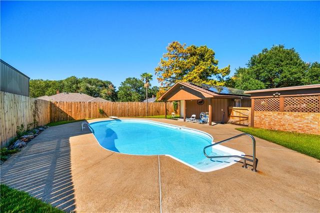 5220 ARGONNE Boulevard, Alexandria, LA 71303