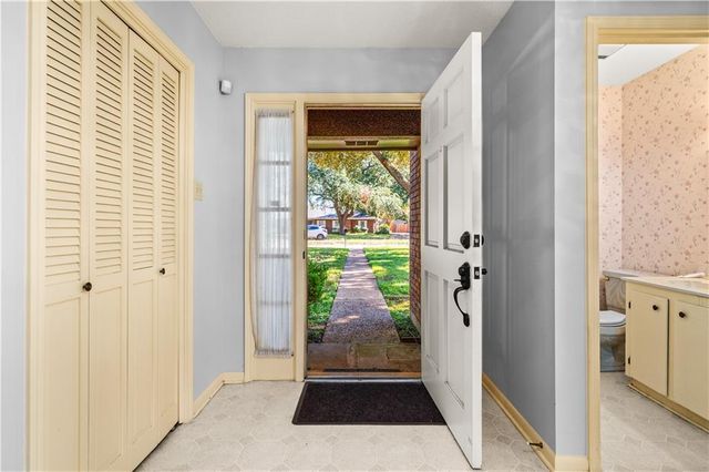 5220 ARGONNE Boulevard, Alexandria, LA 71303