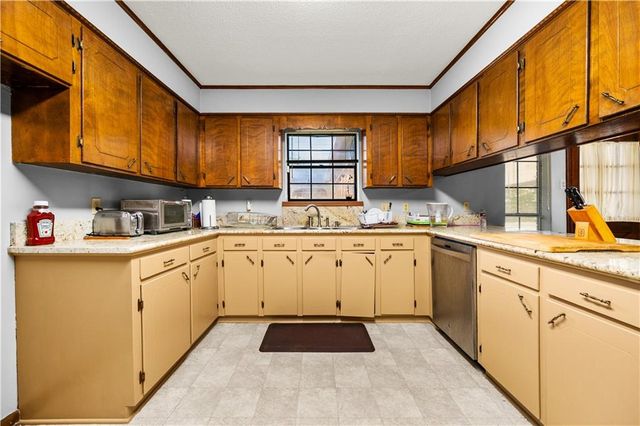 5220 ARGONNE Boulevard, Alexandria, LA 71303