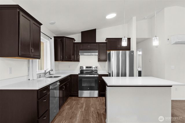 40 E Snowcrest Lane, Shelton, WA 98584