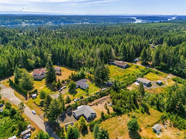 40 E Snowcrest Lane, Shelton, WA 98584