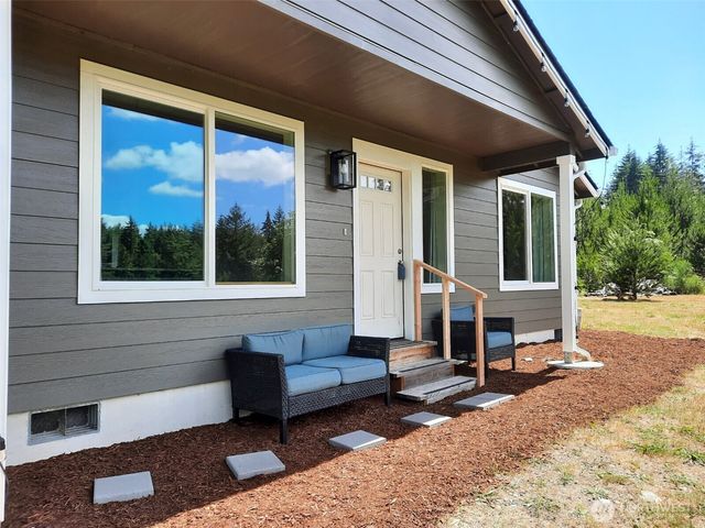 40 E Snowcrest Lane, Shelton, WA 98584