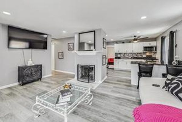 318 Marquette Street, Park Forest, IL 60466