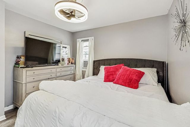 318 Marquette Street, Park Forest, IL 60466