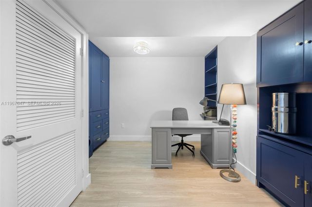 1025 92nd St 406, Bay Harbor Islands, FL 33154