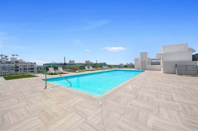 1025 92nd St 406, Bay Harbor Islands, FL 33154