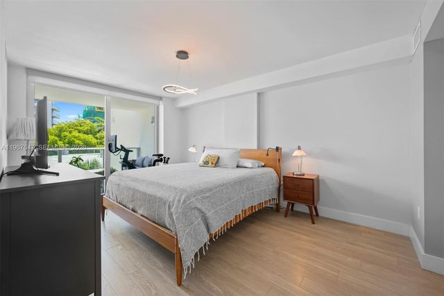 1025 92nd St 406, Bay Harbor Islands, FL 33154