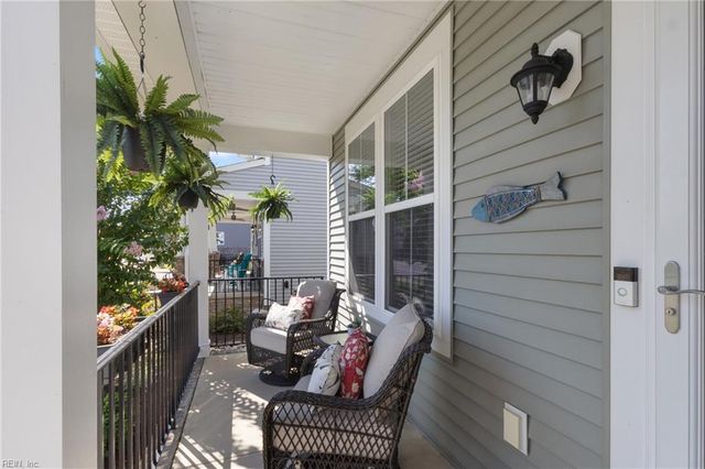 2378 Somerset WAY, Hayes, VA 23072
