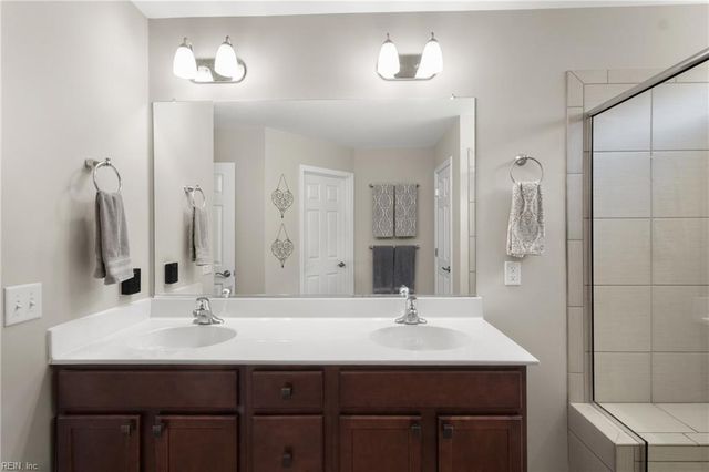 2378 Somerset WAY, Hayes, VA 23072